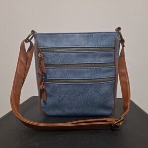 Bueno Crossbody Bag